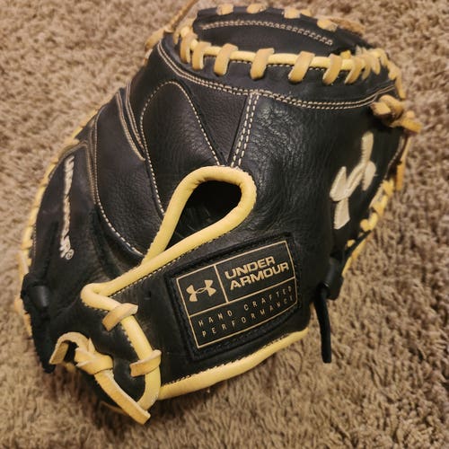 Under Armour RH Catcher's Framer Series UACM-101A Baseball Glove 33" Game Ready