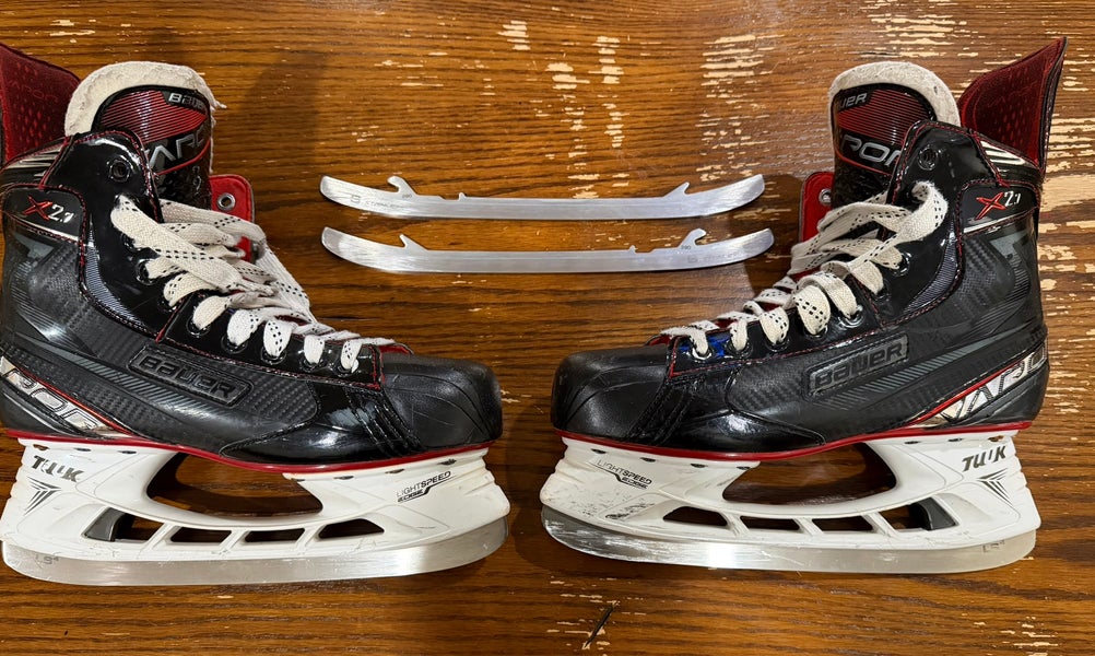 2019 Bauer Vapor X2.7 Hockey Skates Regular Width 9.5 (Used)