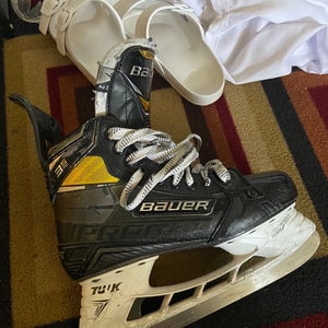2020 Bauer Supreme 3S Pro Hockey Skates Regular Width 7 (Used)