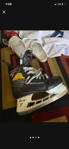 2020 Bauer Supreme 3S Pro Hockey Skates Regular Width 7 (Used)