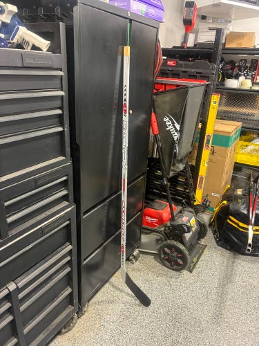 Senior Easton Original Synergy Left Hand Hockey Stick P92 85 Flex (New)