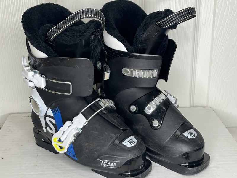Mondo 20 & 20.5 Unisex Salomon Team Ski Boots (Used)
