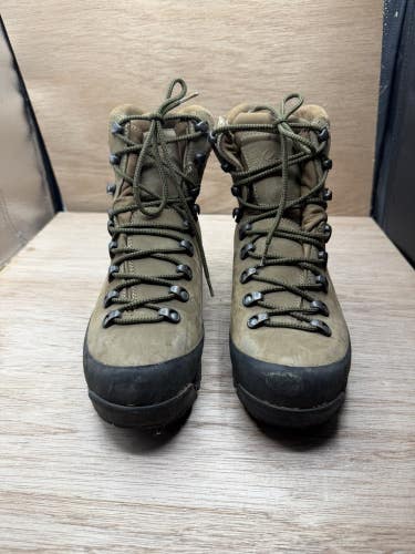 Aku Gore-Tex Womens Leather Boots Size 8.5