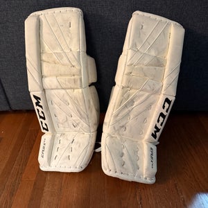 26+1” CCM Eflex 5.5 Goalie Leg Pads (Used)