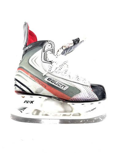 Used Bauer X4.0 Intermediate Hockey Skate Intermediate 5.5 11860-S000301872
