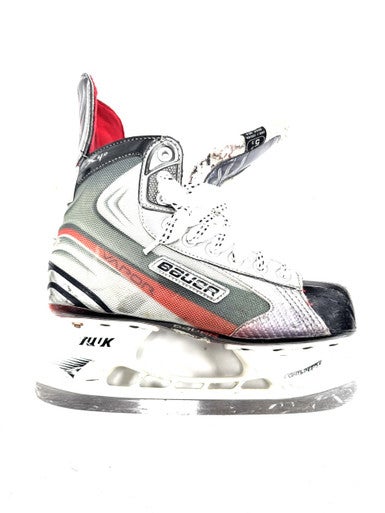 Used Bauer X4.0 Intermediate Hockey Skate Intermediate 5.5 11860-S000301872