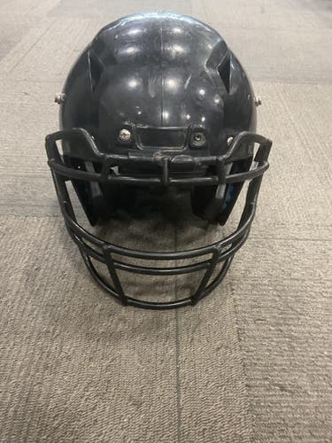 Used Schutt YOUTH VENGEANCE A11 FB Helmet Black LG 11614-S000226550