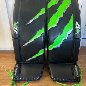 32" Brian's G-Netik Pro IV Goalie Leg Pads (Used)