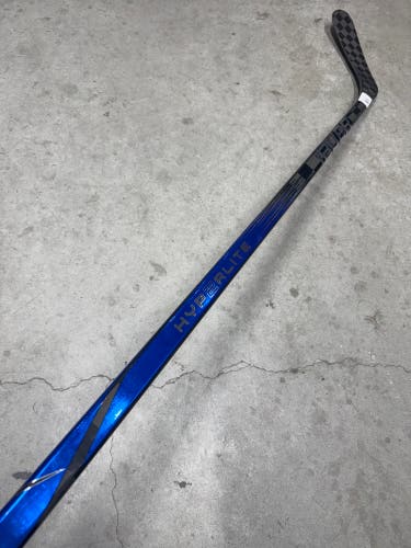 P92 95 Flex Senior Bauer Hyp2lite Left Hand Hockey Stick Pro Stock (Used)
