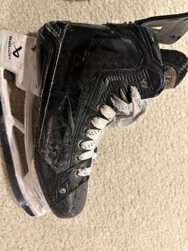 2022 Bauer Supreme Mach Hockey Skates 6.5 (Used)