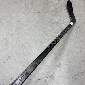 P28 77 Flex Senior Bauer Hyp2lite Left Hand Hockey Stick Pro Stock (Used)