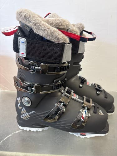 Mondo 24 & 24.5 Women's Rossignol Pure Pro Heat Ski Boots (New)