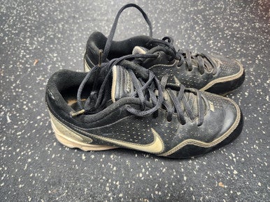 Used Nike BASEBALL CLEATS BB/SB Cleats Black And White Junior 04 11849-S000034218