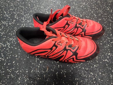 Used Umbro Soccer Cleats Red Junior 04 11849-S000034208