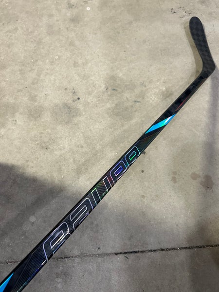 65 Flex P28 Senior Bauer Tracer Left Hand Hockey Stick Pro Stock NHL (Restored)