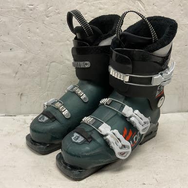 Used Salomon T3 Boys DH Ski Boot Black 245 MP - M06.5 - W07.5 11855-S000195685