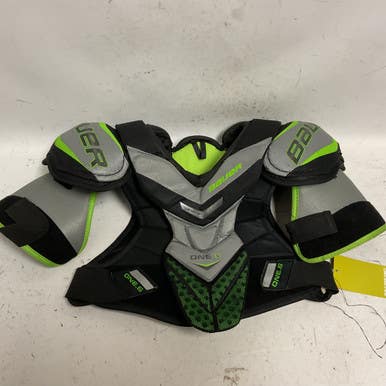 Used Bauer SUPREME ONE.6 Junior Shoulder Pads LG 11855-S000195584