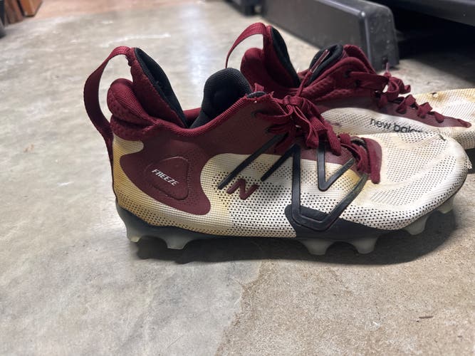 Red Men's Size M 12.0 (W 13.0) Adult New Balance Freeze High Top (Used)