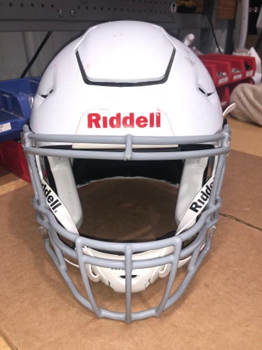 USED RIDDELL FLEX ADULT HELMET - LARGE - METALLIC WHIITE