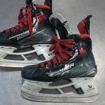 Used Bauer VAPOR X5 PRO Junior Hockey Skate Junior 02.5 11339-S000197071