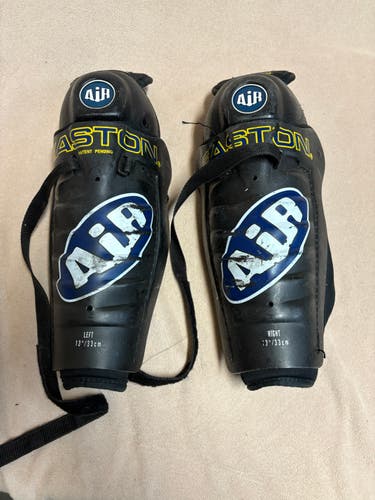Senior Easton Air 13" Shin Pads (Used)