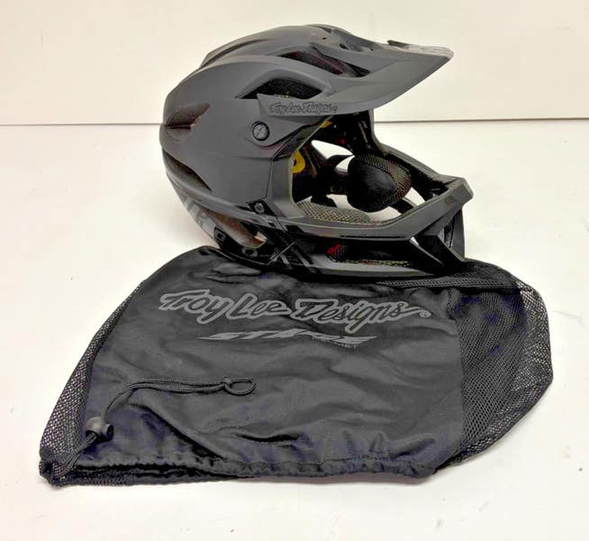 Troy Lee Designs Stage Matte Black Full Face Mountain Bike Helmet XL-XXL 60- 63cm | SidelineSwap | Buy and Sell on SidelineSwap