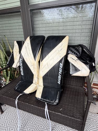 33" Bauer Hyperlite Regular Goalie Full Set (Used)