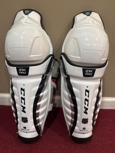 Senior CCM 21K 15" Shin Pads Pro Stock (New) Item#BS21K