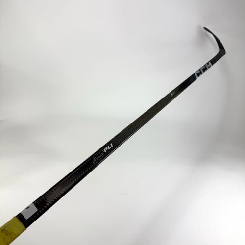Used Right Black CCM Jetspeed FT8 Pro | 85 Flex P28 Curve Grip | F330