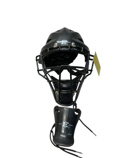 Used Easton NATURAL Catchers Helmet w/Mask Black S/M 11835-S000201811