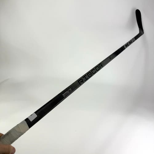 Used Left CCM Ribcor Trigger 8 Pro | 85 Flex P92M Curve Grip | F353