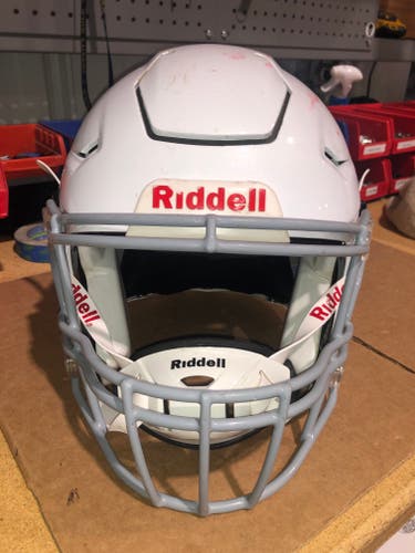 USED RIDDELL FLEX ADULT HELMET - LARGE - METALLIC WHIITE
