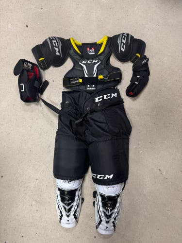 Youth Medium/Large Hockey Starter Kit (Used)
