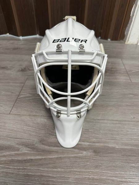 Senior Small 2024 Bauer 960 Goalie Mask (Used)