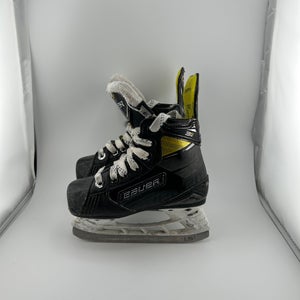 2020 Bauer Supreme 3S Pro Hockey Skates Regular Width 8 (Used)