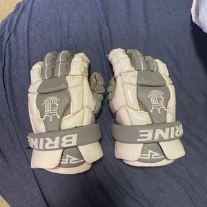Brine King Superlight II Lacrosse Gloves Medium (Used)