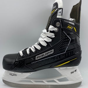 NEW Bauer Supreme M1 Skate, Size 4 D