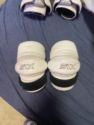 Small / Medium Adult STX Stallion 300 Arm Pads (Used)