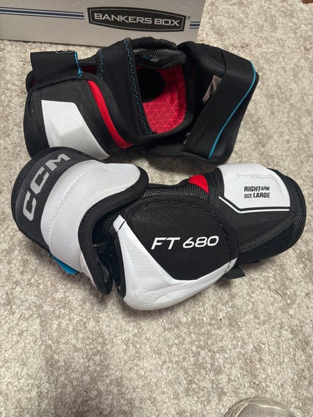 Senior Large CCM JetSpeed FT680 Elbow Pads (Used)