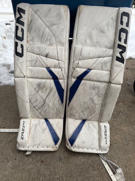 28" CCM EFlex 6.5 Goalie Leg Pads (Used)