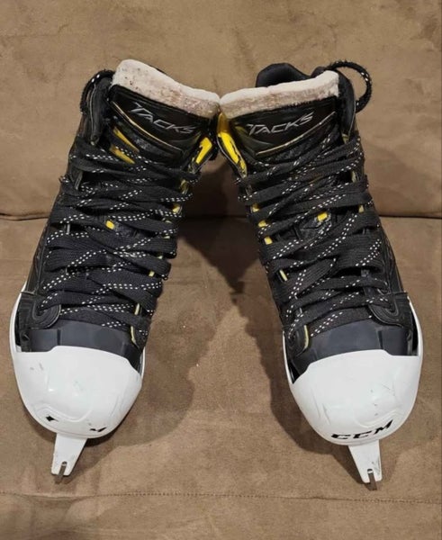 CCM Tacks 6092 Hockey Goalie Skates Regular Width Size 6 (Used)
