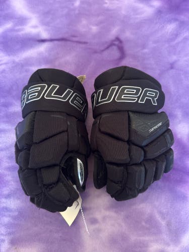 Black Junior Bauer Supreme 3S Gloves 10" (Used)
