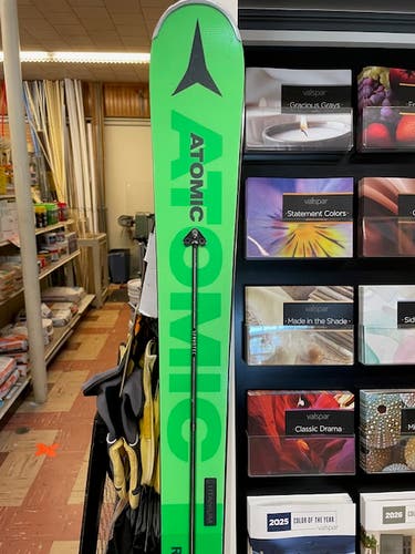 Unisex 2019 Racing 181 cm Atomic Redster Skis With Bindings Max Din 12 (Used)