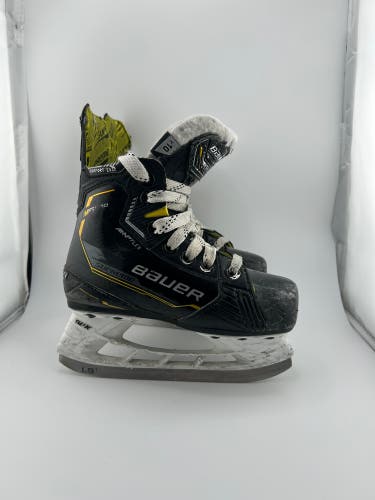 2020 Bauer Supreme 3S Pro Hockey Skates Regular Width 10 (Used)