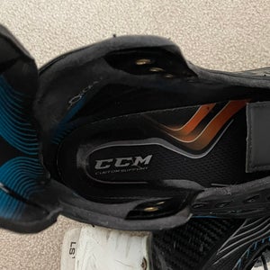 Rare! True TF9 Customized  Skates, Regular Width, Size 4.5 (Used)