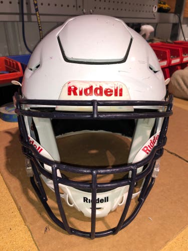 USED RIDDELL FLEX ADULT HELMET - LARGE - METALLIC WHIITE