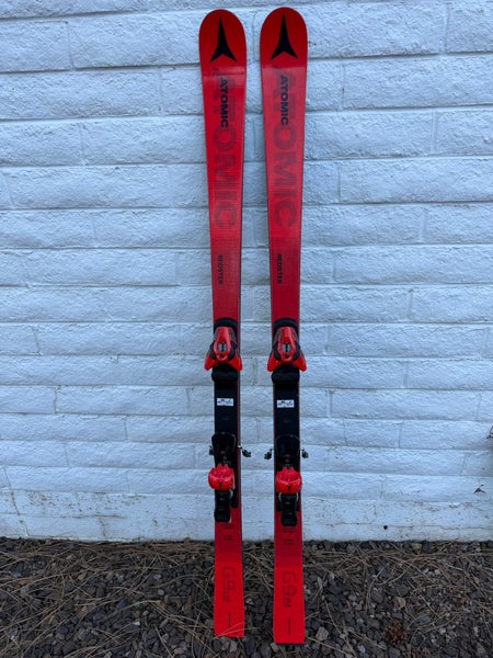 Atomic Redster G9 152 cm Skis With Z10 Bindings (Used)