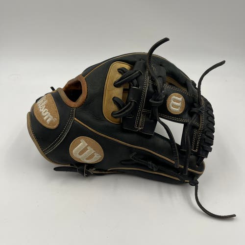 Wilson A2000 1786 11.5 Infield Baseball Glove