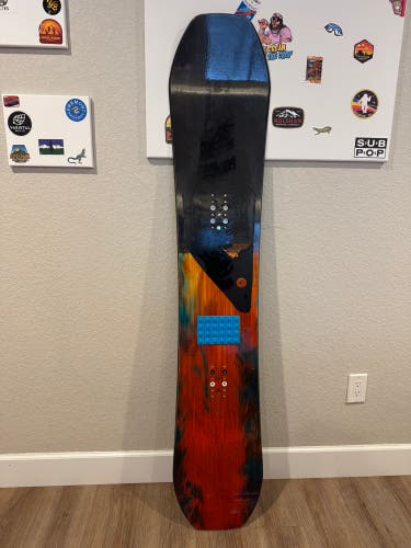 Men's K2 Manifest Snowboard All Mountain Without Bindings Medium Flex Directional Twin 160 cm (Used)