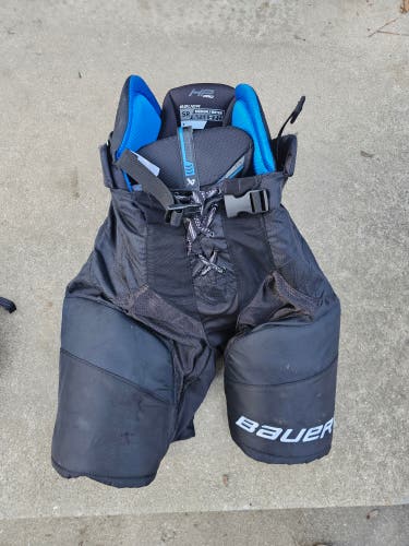 Senior Medium Bauer HP Pro Hockey Pants (Used)